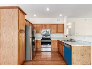 Photo #5: 7693431 Listing 