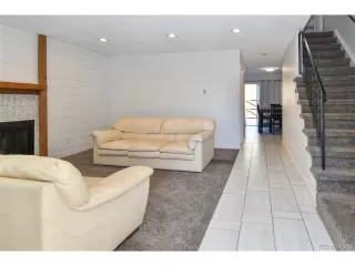 Photo #4: 7694381 Listing