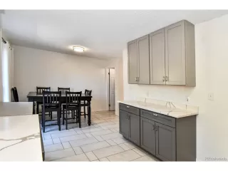 Photo #6: 7694381 Listing