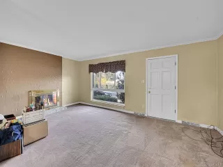 Photo #2: 7698647 Listing