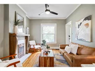 Photo #3: 7699700 Listing