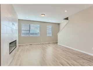 Photo #4: 7700459 Listing