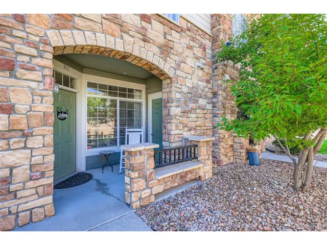 MLS: 7703385 Condo For Sale