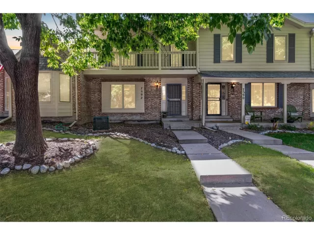 MLS: 7704731 Condo For Sale