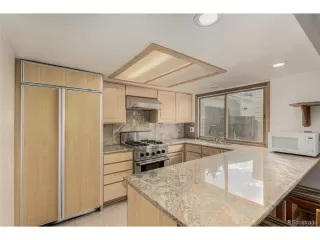 Photo #6: 7704731 Listing