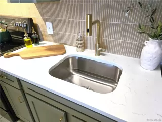 Photo #3: 7704810 Listing 