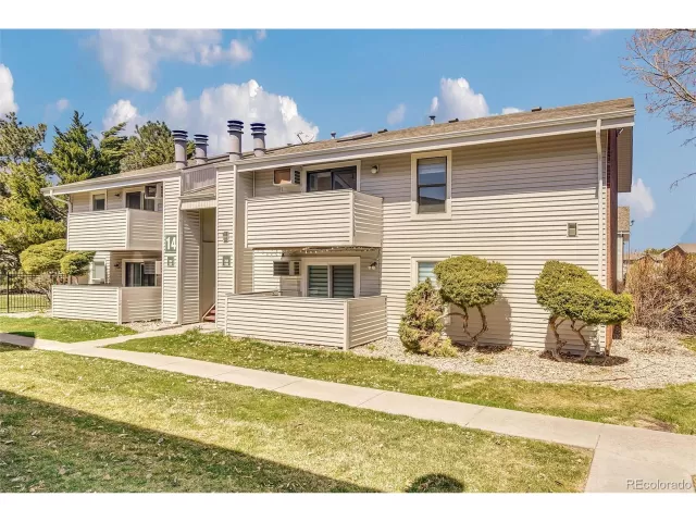 MLS: 7704898 Condo For Sale