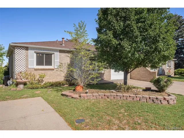 MLS: 7706015 Condo For Sale