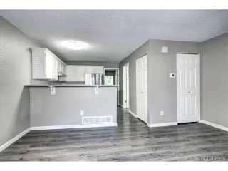 Photo #6: 7706572 Listing