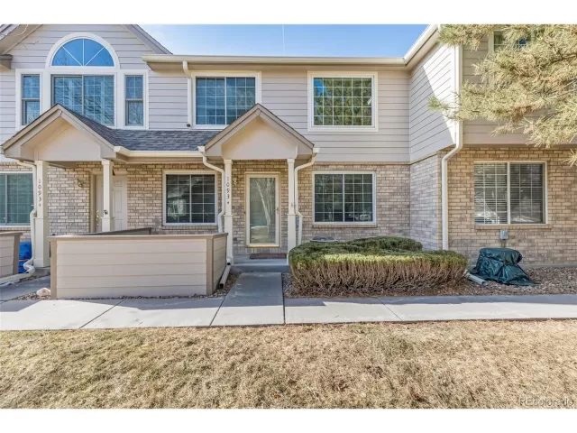 MLS: 7707300 Condo For Sale