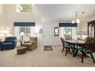 Photo #4: 7707300 Listing