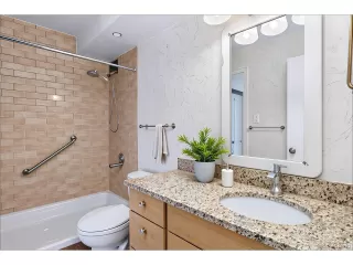 Photo #5: 7707662 Listing 