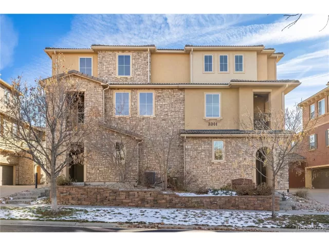 MLS: 7707963 Condo For Sale