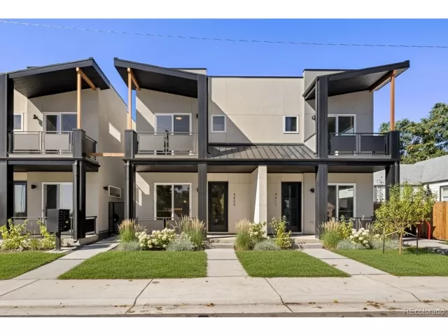 MLS: 7708695 Condo For Sale