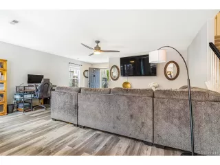 Photo #4: 7708804 Listing