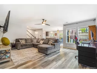 Photo #6: 7708804 Listing