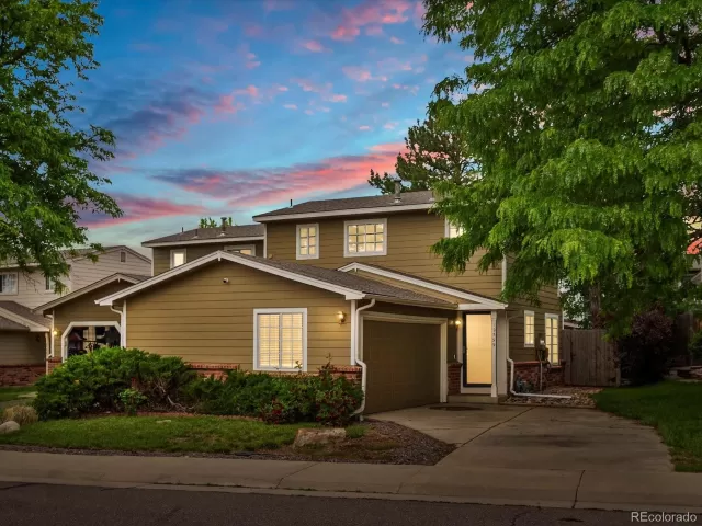 MLS: 7709117 Condo For Sale