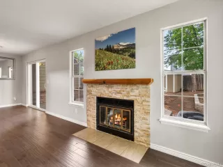 Photo #4: 7709117 Listing