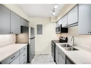 Photo #6: 7709420 Listing