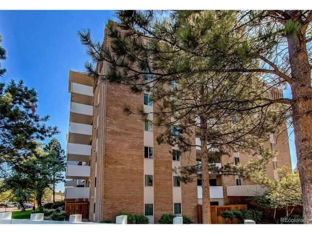 MLS: 7711928 Condo For Sale
