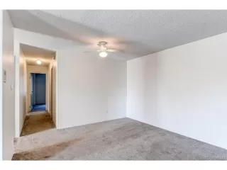 Photo #6: 7711928 Listing