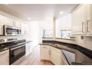 Photo #4: 7712793 Listing