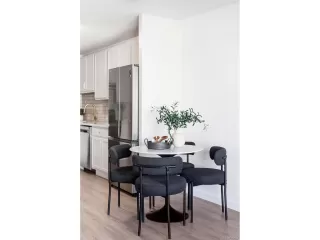 Photo #5: 7717030 Listing