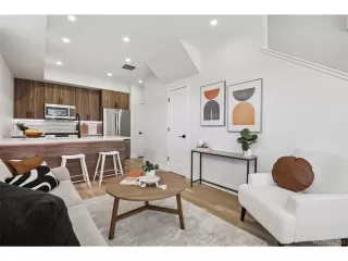 Photo #3: 7721151 Listing 