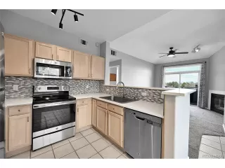 Photo #6: 7723147 Listing