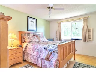 Photo #5: 7723531 Listing