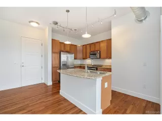 Photo #4: 7728094 Listing