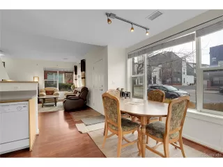 Photo #6: 7729820 Listing