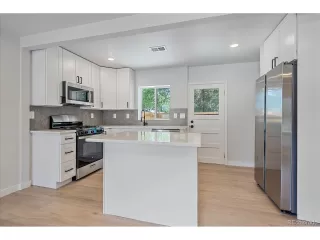 Photo #3: 7731720 Listing