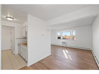 Photo #5: 7731787 Listing