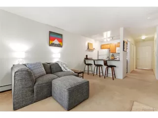 Photo #5: 7736210 Listing