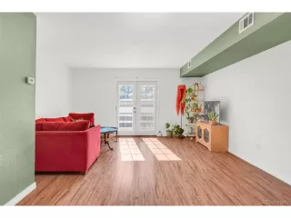 Photo #3: 7736468 Listing