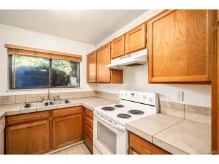 Photo #5: 7737920 Listing