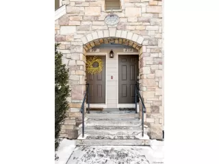 Photo #4: 7740709 Listing