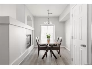 Photo #6: 7740709 Listing