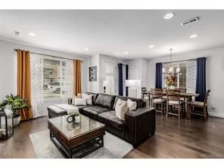 Photo #4: 7741682 Listing