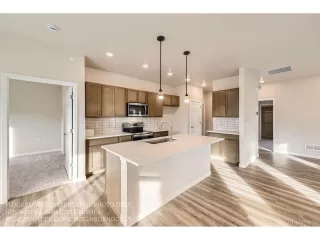 Photo #6: 7743503 Listing