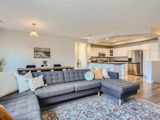 Photo #6: 7744363 Listing