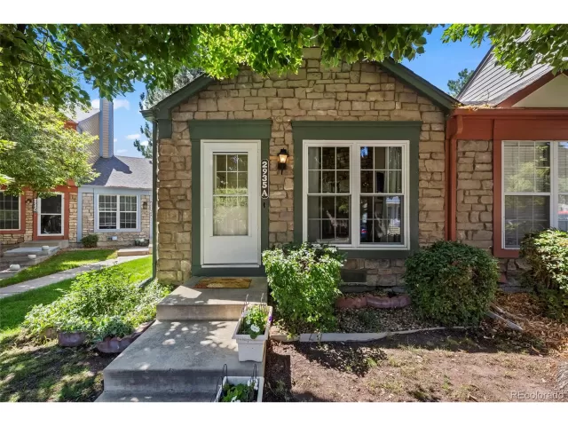 MLS: 7753093 Condo For Sale