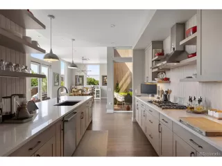 Photo #4: 7757801 Listing