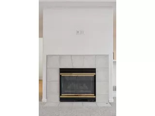 Photo #4: 7758887 Listing