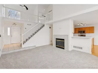 Photo #5: 7758887 Listing