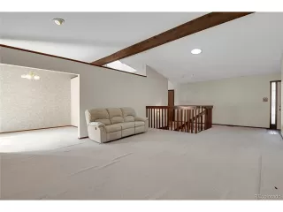 Photo #4: 7759461 Listing