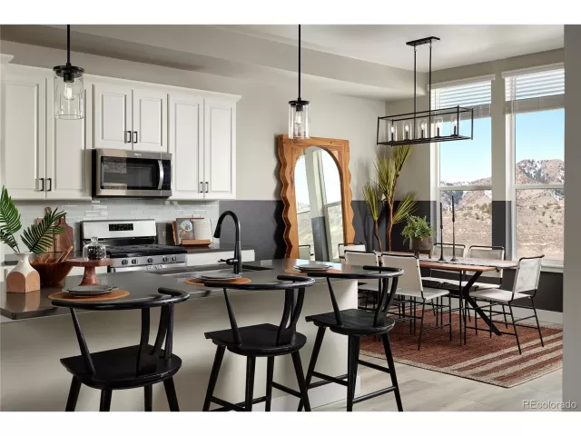 MLS: 7761071 Condo For Sale