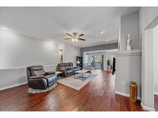 Photo #2: 7761794 Listing