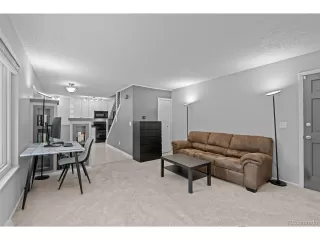 Photo #4: 7762977 Listing